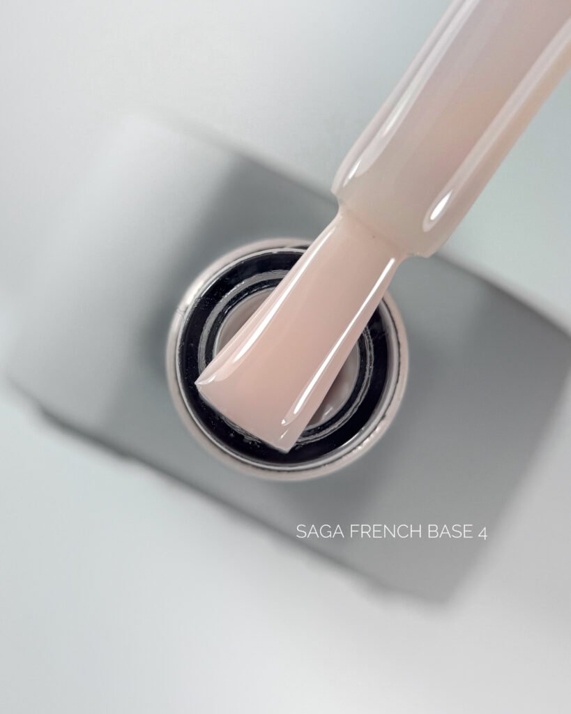 Saga French Base Nr.04  10ml