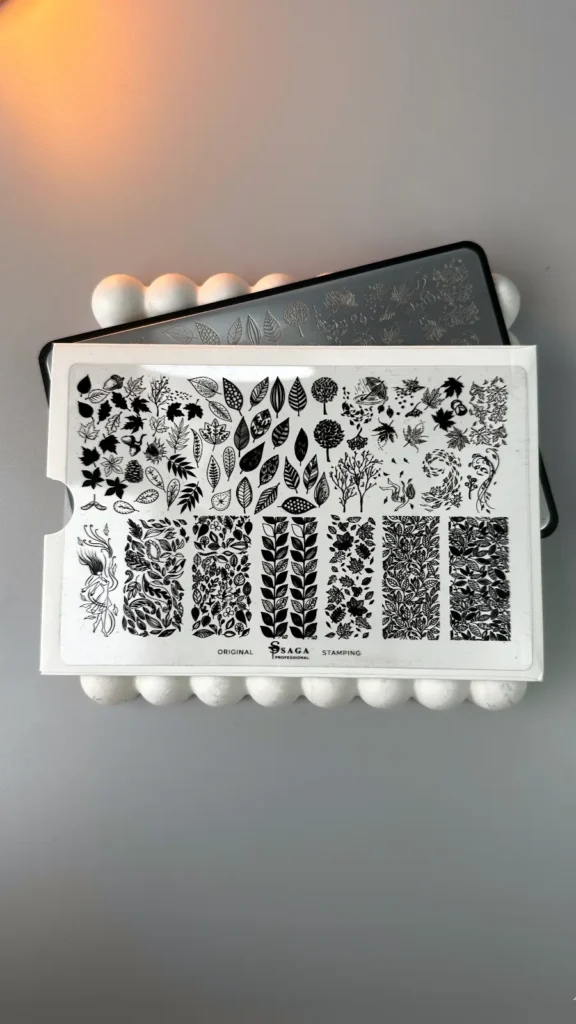 Saga Stamping Plate Nr.12