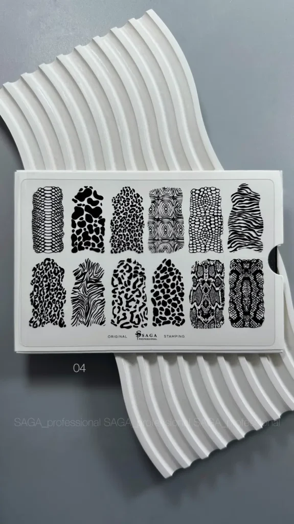 Saga Stamping Plate Nr.04