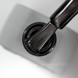 Saga Wine Cat Eye Nr.01  10ml.