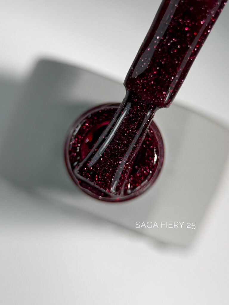 Gelinis Lakas Saga "Fiery Gel" 10ml. Nr.25