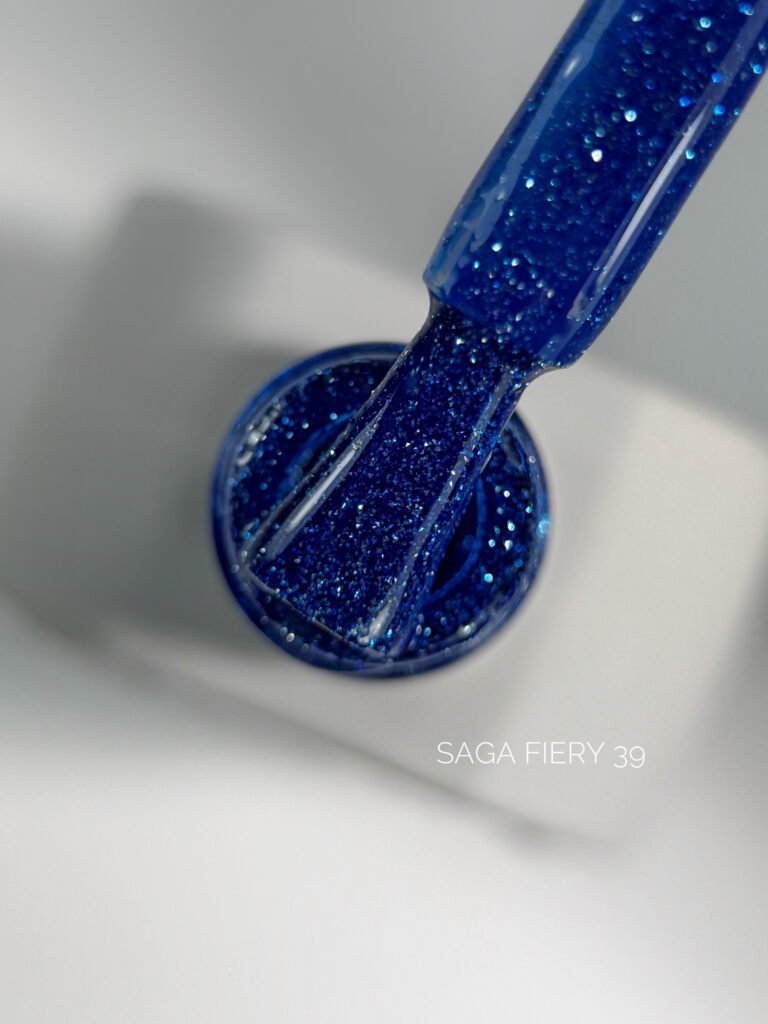 Gelinis Lakas Saga "Fiery Gel" 10ml. Nr.39