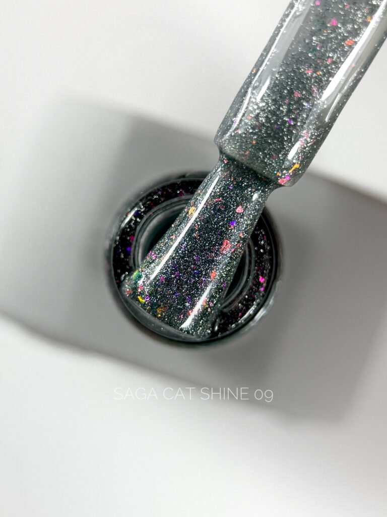 Saga Professional Shine Cat Eye Nr.09 10ml.
